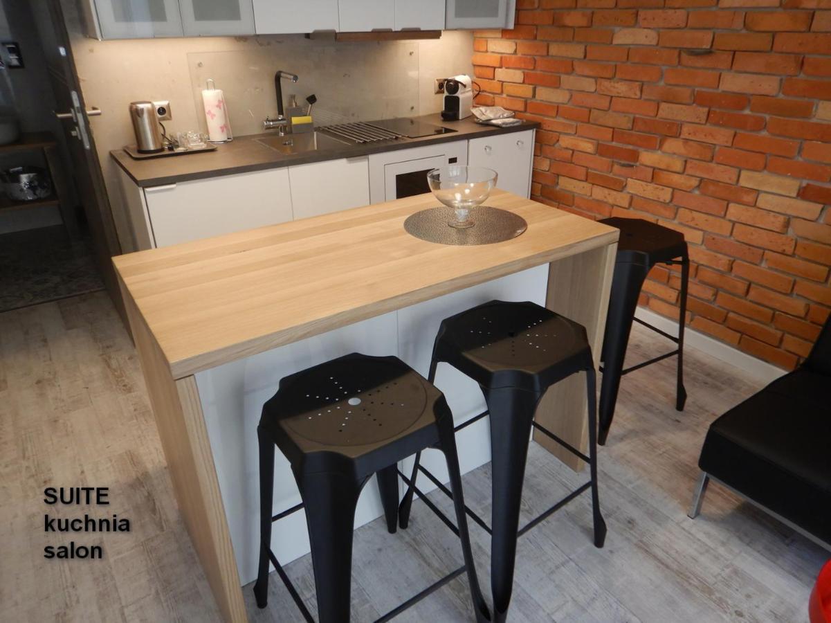 Apartamenty Centrum Z Wanna Dwuosobowa Piotrków Trybunalski Exteriör bild