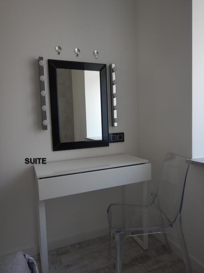 Apartamenty Centrum Z Wanna Dwuosobowa Piotrków Trybunalski Exteriör bild